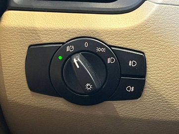 BMW X1, 2011г., полный привод, автомат