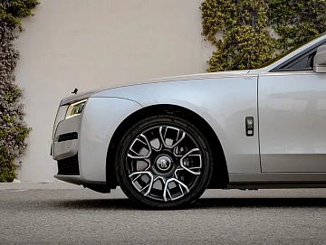 Rolls-Royce Ghost, 2024г., полный привод, автомат