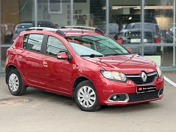 Renault Sandero, 2017г., передний привод, автомат