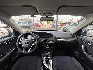 Brilliance V5, 2014г., передний привод, автомат