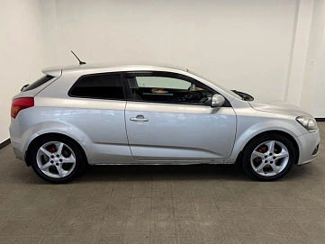 Kia Ceed, 2011г., передний привод, механика