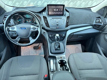 Ford Kuga, 2015г., передний привод, автомат