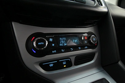Ford Focus, 2014г., передний привод, робот