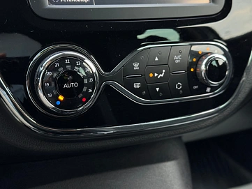 Renault Kaptur, 2017г., полный привод, автомат