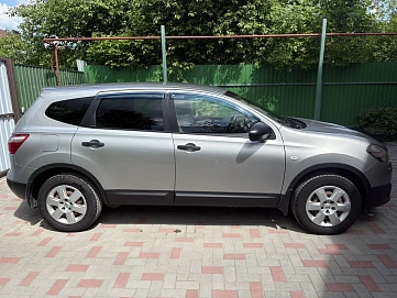 Nissan Qashqai+2, 2013г, передний привод, механика