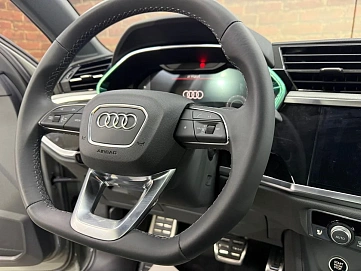 Audi Q3, 2025г., передний привод, робот