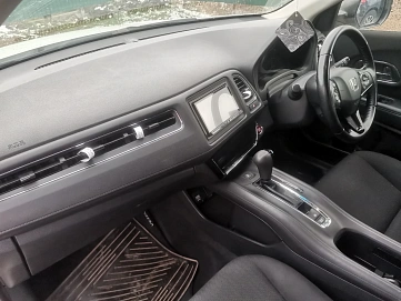 Honda Vezel, 2016г., передний привод, вариатор