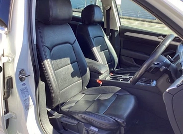 Volkswagen Passat, 2015г., передний привод, робот