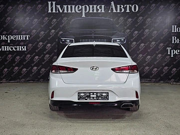 Hyundai Sonata, 2018г., передний привод, автомат