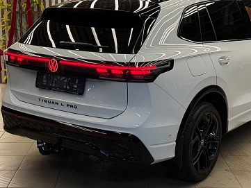 Volkswagen Tiguan, 2025г., полный привод, робот