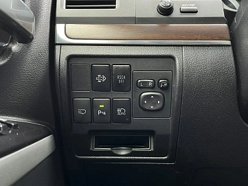 Toyota Land Cruiser, 2016г., полный привод, автомат
