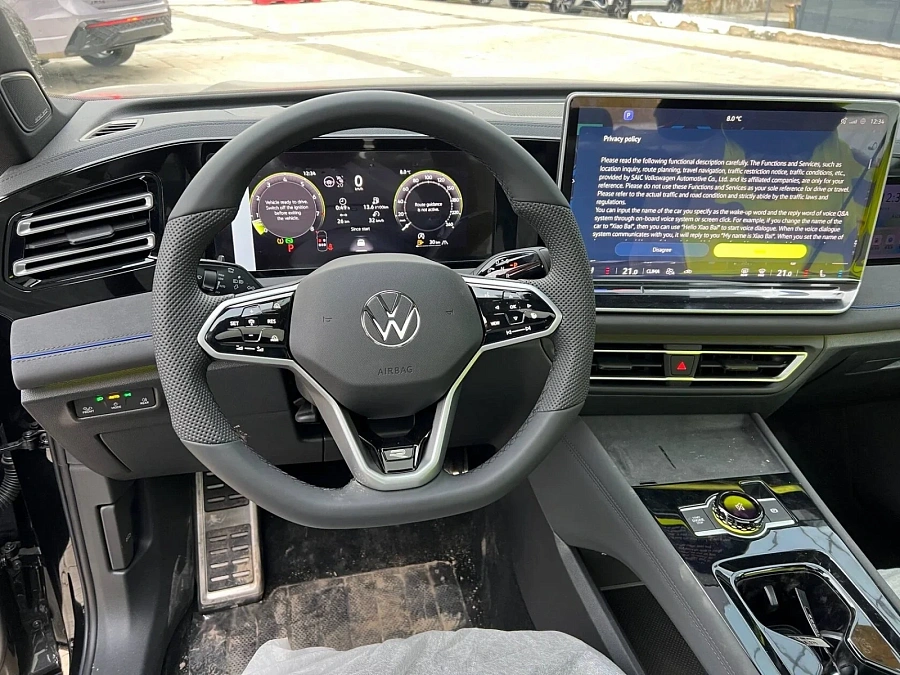 Volkswagen Tiguan, 2025г., полный привод, робот