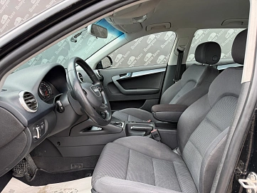 Audi A3, 2008г., передний привод, робот