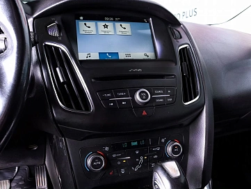 Ford Focus, 2017г., передний привод, автомат