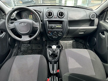 Lada (ВАЗ) Granta, 2015г., передний привод, механика
