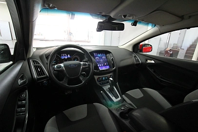 Ford Focus, 2014г., передний привод, робот