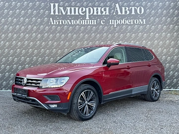 Volkswagen Tiguan, 2018г., полный привод, автомат