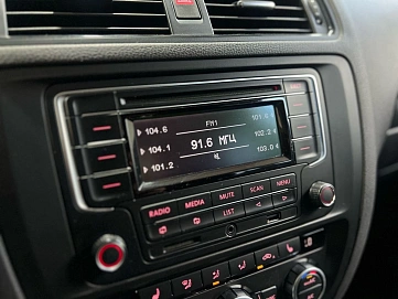 Volkswagen Jetta, 2014г., передний привод, автомат