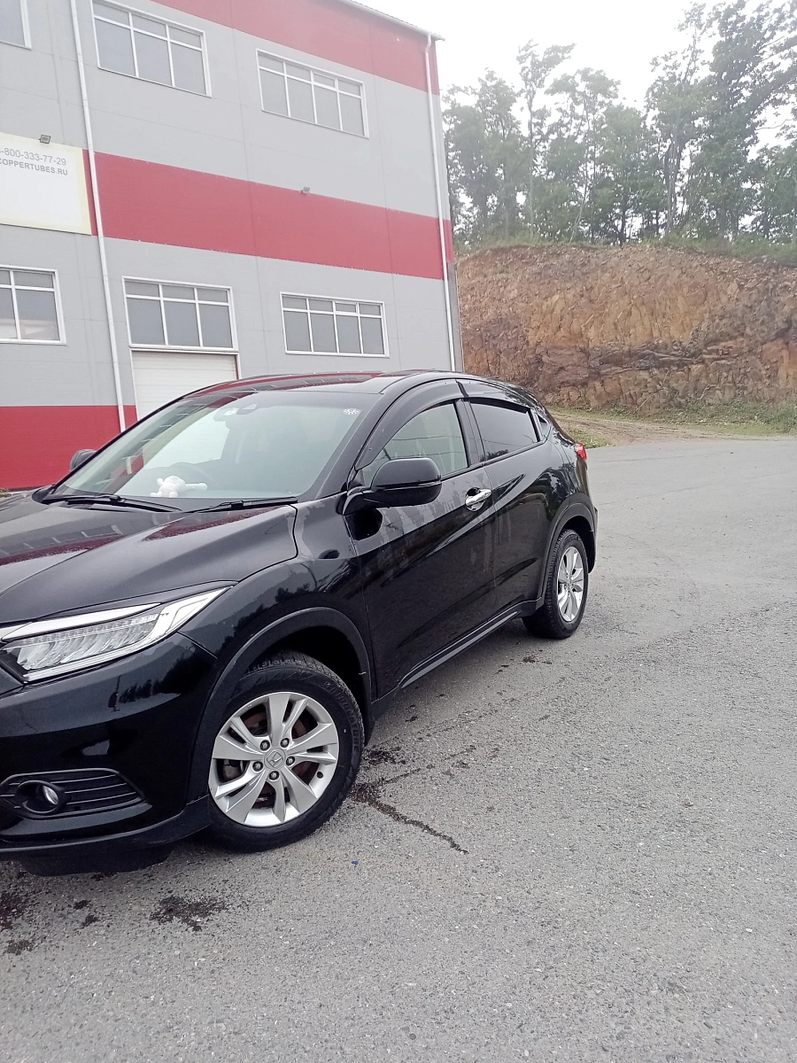 Honda Vezel, 2019г., передний привод, вариатор