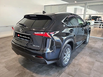 Lexus NX, 2014г., полный привод, вариатор