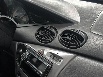 Ford Focus, 2004г., передний привод, механика