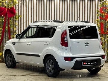 Kia Soul, 2012г., передний привод, автомат