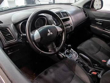 Mitsubishi ASX, 2011г., передний привод, вариатор