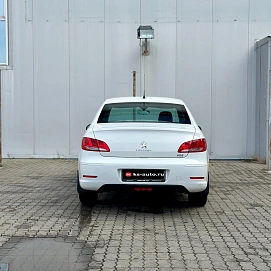 Peugeot 408, 2014г., передний привод, автомат
