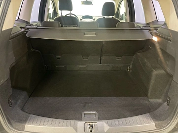 Ford Kuga, 2016г., передний привод, автомат