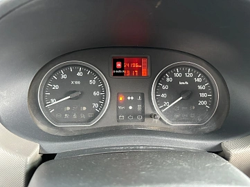 Renault Logan, 2011г., передний привод, механика