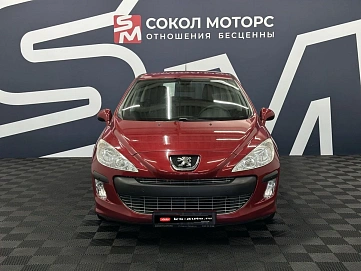 Peugeot 308, 2010г., передний привод, автомат