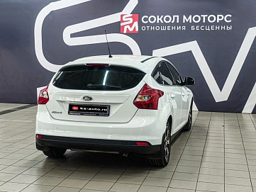 Ford Focus, 2012г., передний привод, робот