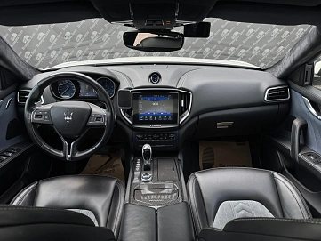Maserati Ghibli, 2016г., полный привод, автомат