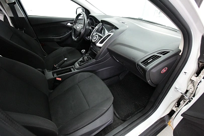 Ford Focus, 2016г., передний привод, механика