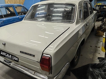ГАЗ 24 «Волга», 1986г., задний привод, механика