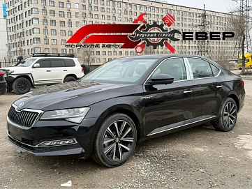 Skoda Superb, 2025г, передний привод, робот