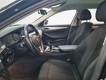 BMW 5 серии, 2022г., задний привод, автомат