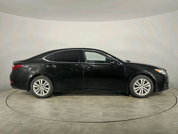 Lexus ES, 2015г