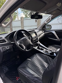 Mitsubishi Pajero Sport, 2018г., полный привод, автомат