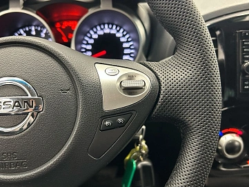 Nissan Juke, 2013г., передний привод, вариатор