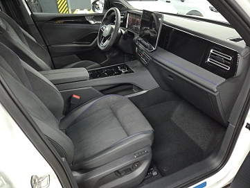 Volkswagen Tiguan, 2026г., полный привод, робот