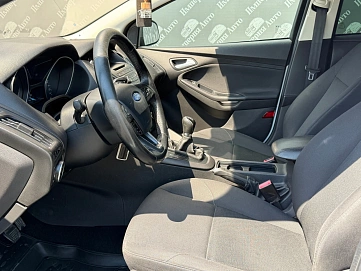 Ford Focus, 2016г., передний привод, механика