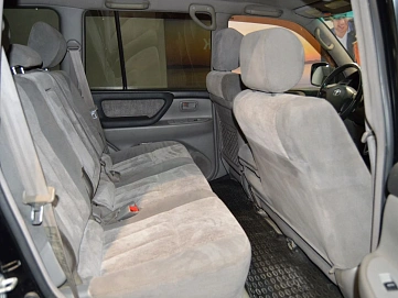 Toyota Land Cruiser, 2006г., полный привод, механика