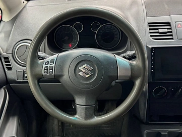 Suzuki SX4, 2011г., передний привод, механика