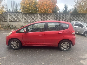 Honda Jazz, 2011г., передний привод, вариатор