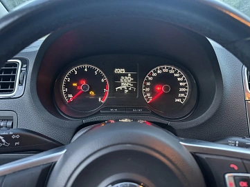 Volkswagen Polo, 2019г., передний привод, механика