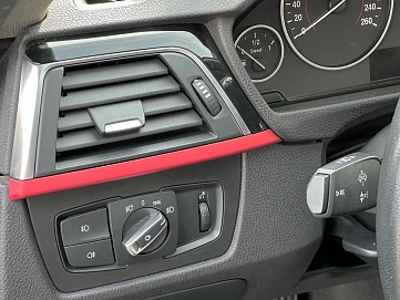 BMW 3 серии, 2018г., задний привод, автомат