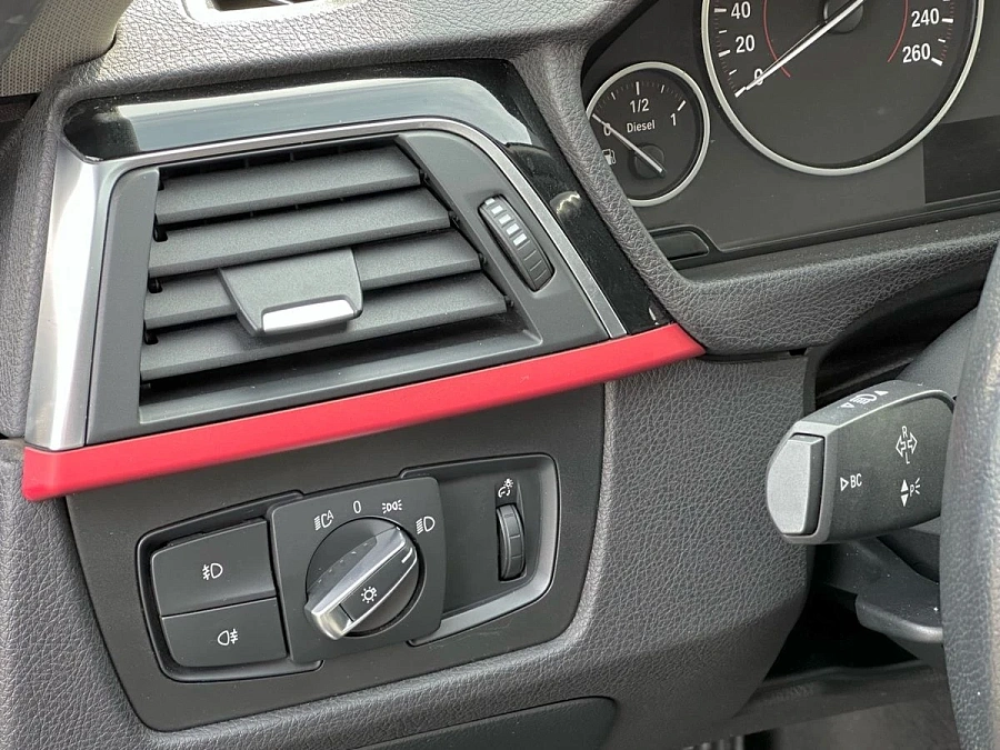 BMW 3 серии, 2018г., задний привод, автомат
