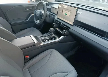 Toyota RAV4, 2026г., полный привод, вариатор