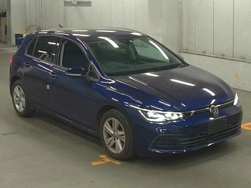 Volkswagen Golf, 2022г, передний привод, робот
